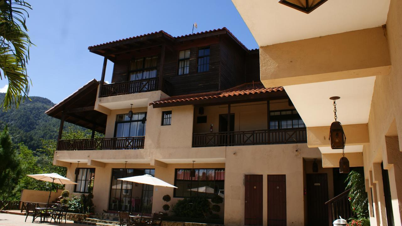 Hotel Rancho La Aurora Jarabacoa Ngoại thất bức ảnh